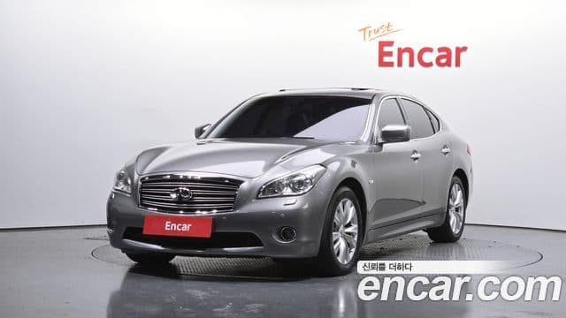 Infiniti M37 Y51, 2011 1