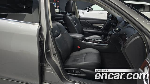 Infiniti M37 Y51, 2011 10