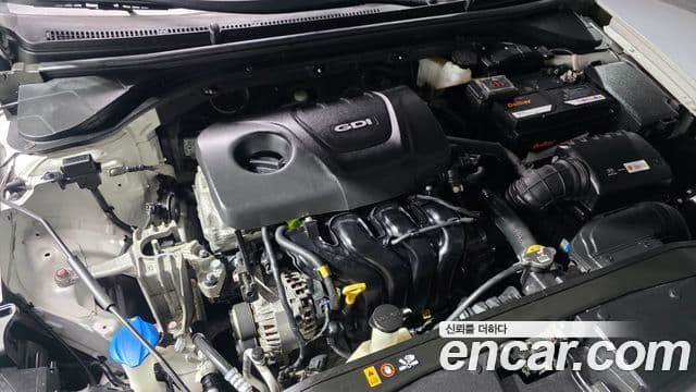 Hyundai Avante AD 1.6 GDI Value Plus, 2017 6