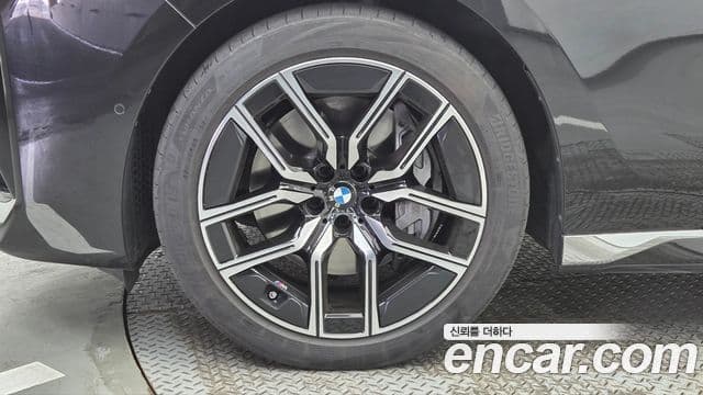BMW 7시리즈 (G70) 740i xDrive M Sport Limited, 2025 все фото