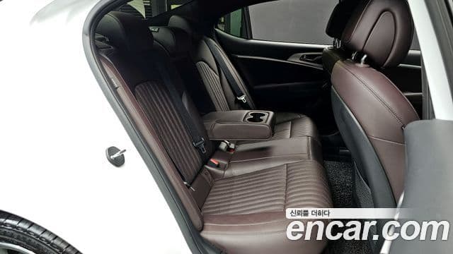 Genesis The / новый New G70, 2021 12