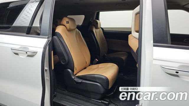 Kia Carnival 4세대 Prestige, 2022 12
