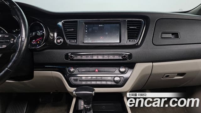 Kia The / новый New Carnival Special, 2019 14