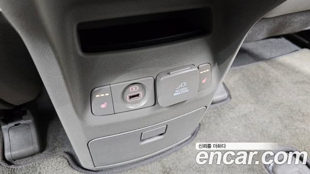 Kia The / новый New Carnival Special, 2019 17