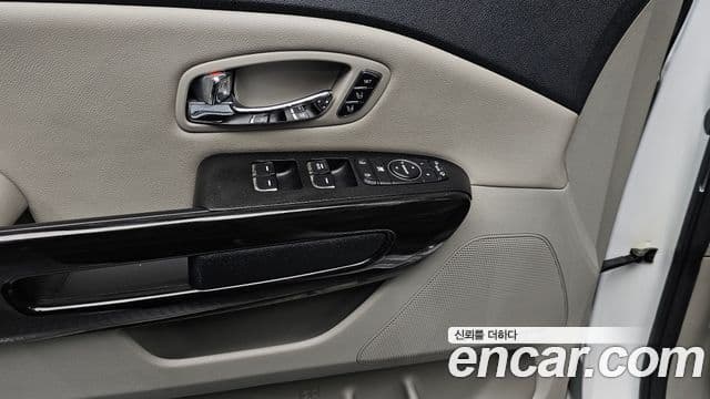 Kia The / новый New Carnival Special, 2019 18