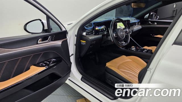 Kia K5 3세대 Signature, 2020 10