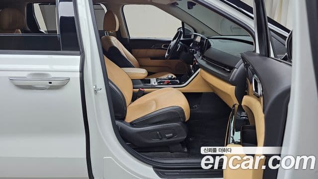 Kia Carnival 4세대 Signature, 2022 11