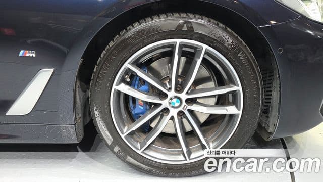 BMW 5시리즈 (G30) 520i M Sport, 2021 все фото