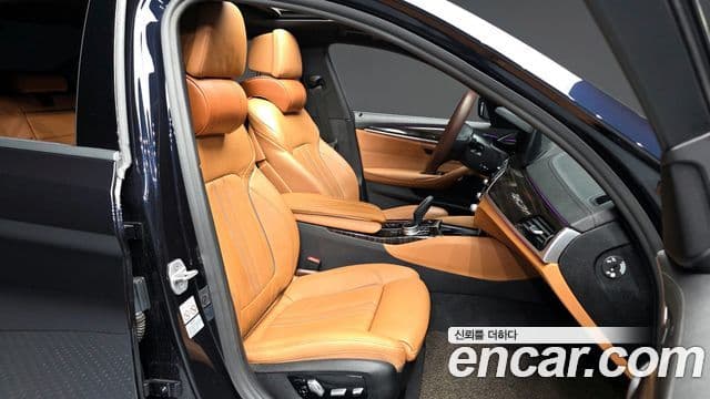 BMW 5시리즈 (G30) 520i M Sport, 2021 11