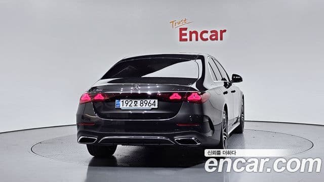 Mercedes-Benz E-класс W214 AMG Line, 2024 4