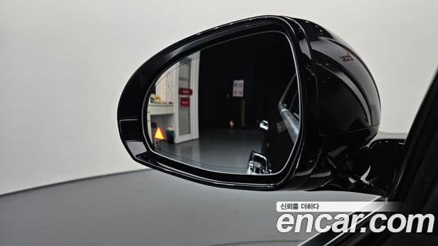 Mercedes-Benz E-класс W214 AMG Line, 2024 17