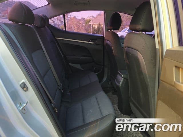 Hyundai Avante AD 1.6 LPI Style(арендный автомобиль), 2016 11