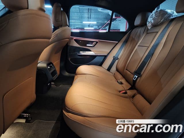 Mercedes-Benz E-класс W214 Avantgarde, 2025 12