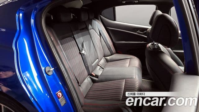 Genesis G70 Sport пакет, 2020 12