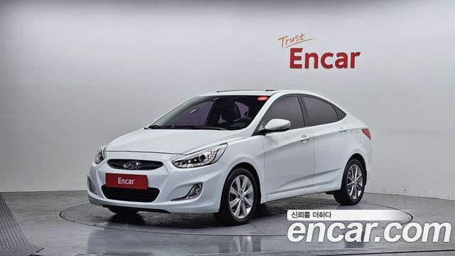 Hyundai Accent(новый кузов / новое поколение) Premier, 2012 1
