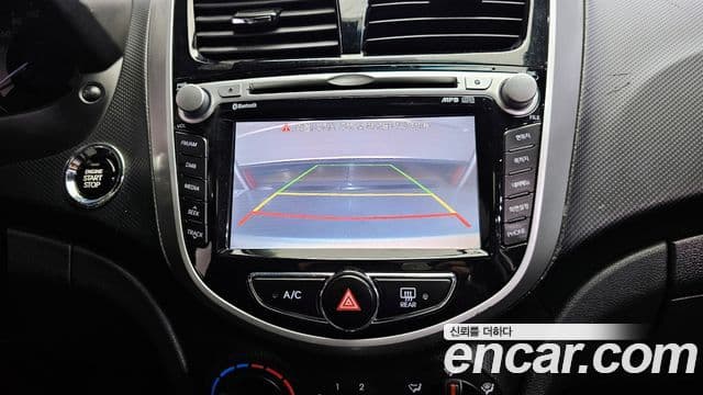 Hyundai Accent(новый кузов / новое поколение) Premier, 2012 15