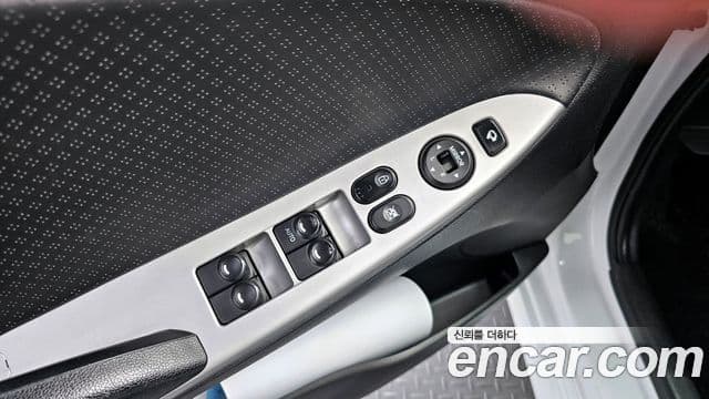 Hyundai Accent(новый кузов / новое поколение) Premier, 2012 17