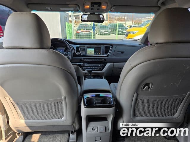 Kia All New Carnival President, 2018 19