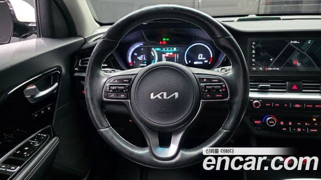 Kia Niro EV таксомоторный тип, 2022 13