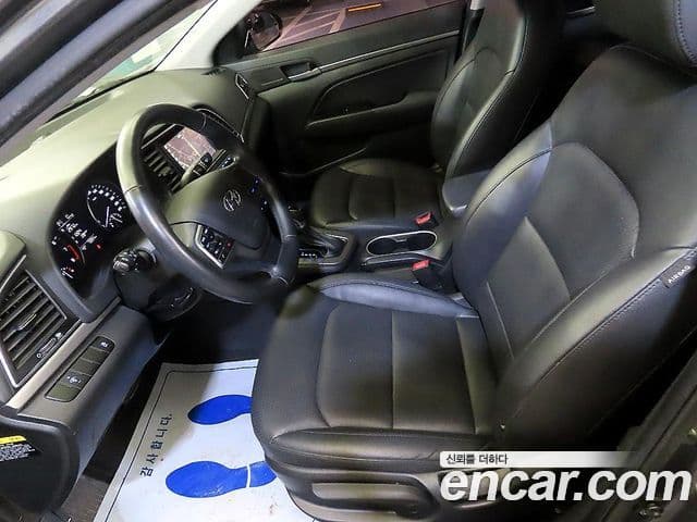 Hyundai Avante AD 1.6 GDI Smart, 2017 6