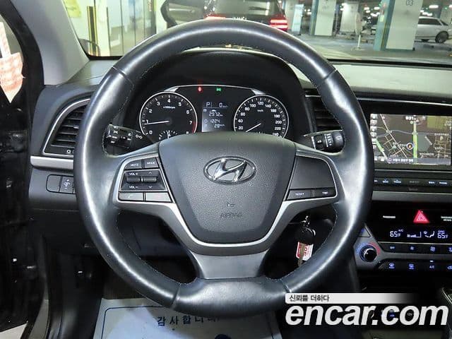 Hyundai Avante AD 1.6 GDI Smart, 2017 8