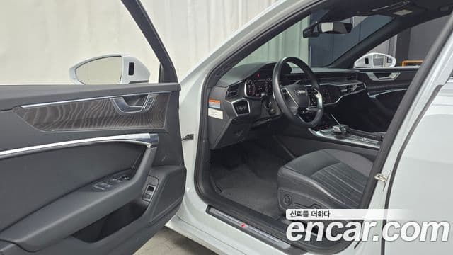 Audi A6 (C8) Premium, 2023 10