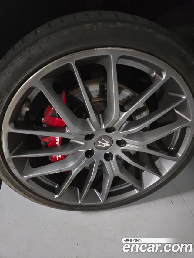 Maserati 기블리 3세대, 2018 все фото