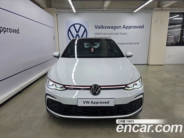 Volkswagen Гольф 8세대 2.0 GTI, 2024 3