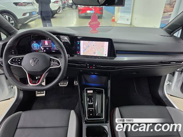 Volkswagen Гольф 8세대 2.0 GTI, 2024 7