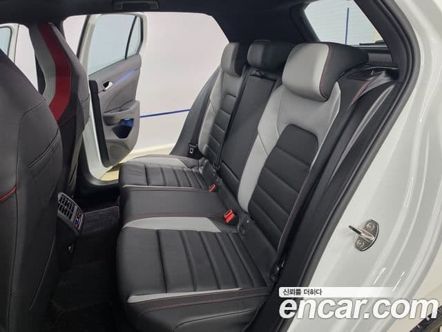 Volkswagen Гольф 8세대 2.0 GTI, 2024 10