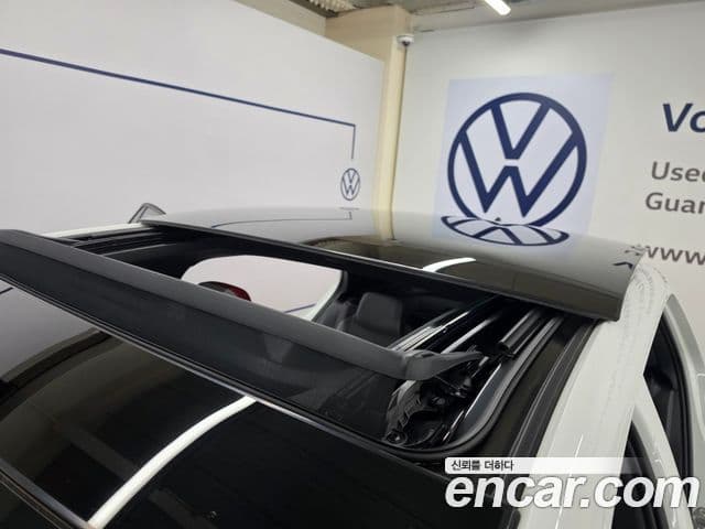 Volkswagen Гольф 8세대 2.0 GTI, 2024 11