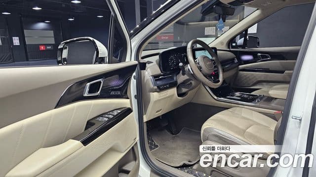 Kia Carnival 4세대 Signature, 2022 11