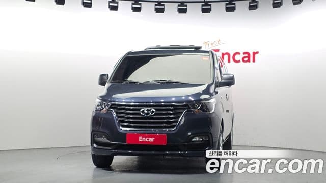 Hyundai The / новый New Grand Starex Modern, 2019 3