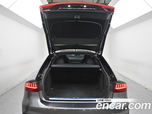 Audi S7 (4K), 2021 19