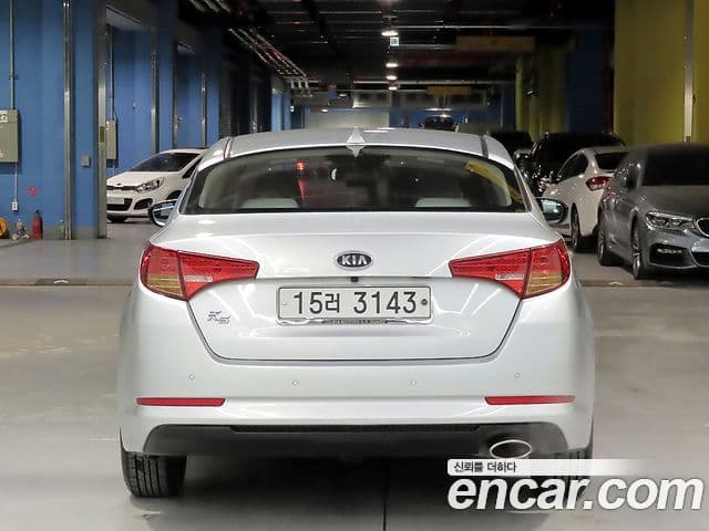Kia K5 Special, 2012 4