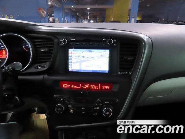 Kia K5 Special, 2012 18