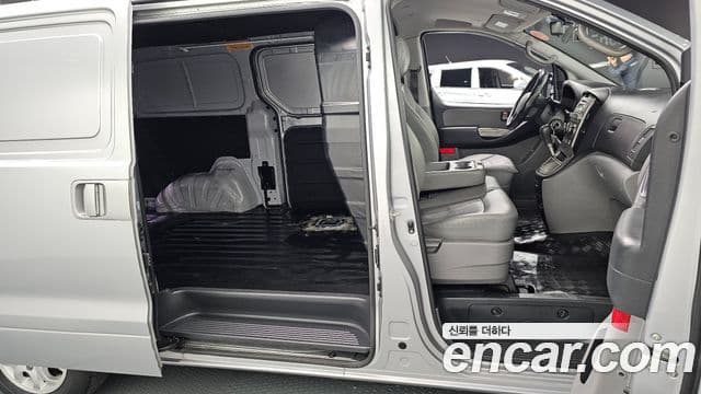 Hyundai Grand Starex CVX Luxury, 2012 10