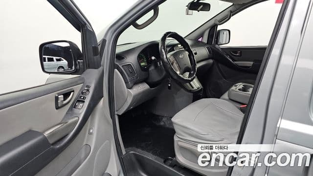 Hyundai Grand Starex CVX Luxury, 2012 11