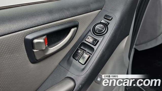 Hyundai Grand Starex CVX Luxury, 2012 12