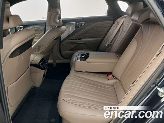 Kia K8 гибрид Signature, 2022 10