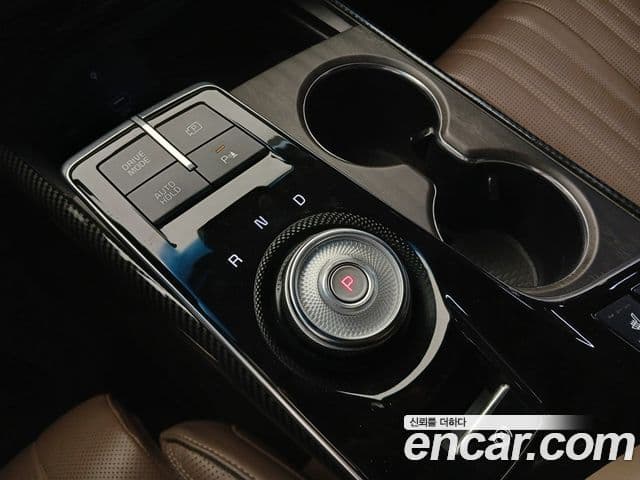 Kia K8 гибрид Signature, 2022 13