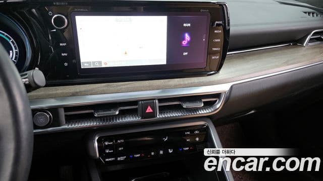 Kia K5 гибрид 3세대 Noblesse, 2022 14