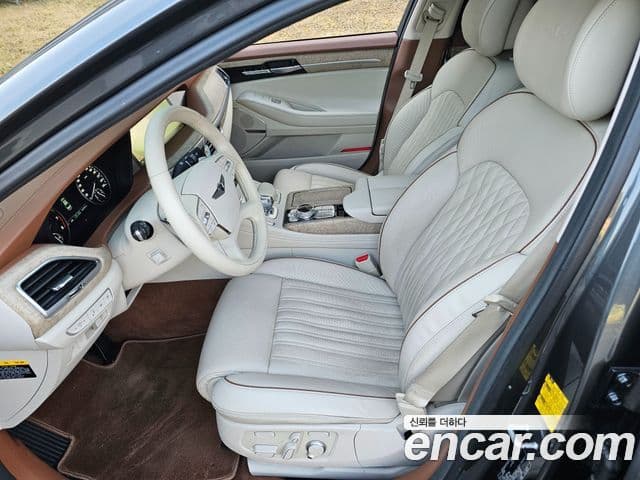 Genesis G90 Premium Luxury, 2020 все фото