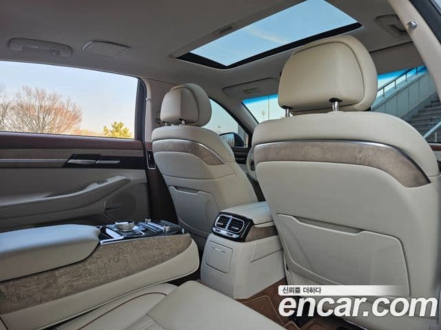 Genesis G90 Premium Luxury, 2020 13