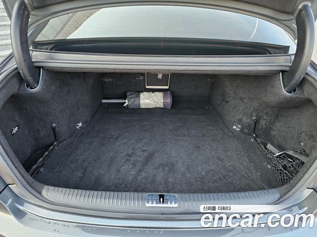 Genesis G90 Premium Luxury, 2020 19