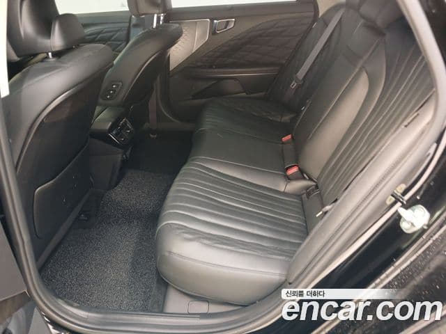 Kia K8 Signature, 2022 10