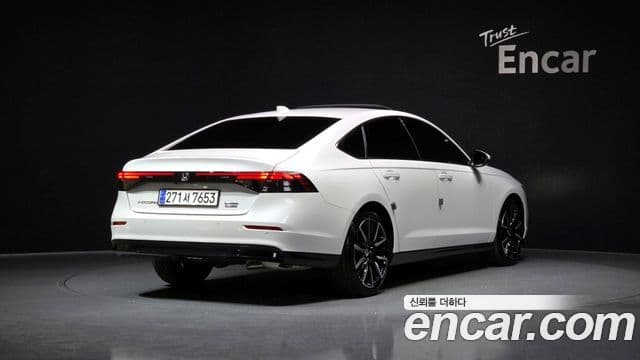 Honda Accord 11세대 2.0 гибрид Туринг (Touring), 2024 2