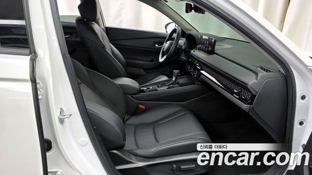 Honda Accord 11세대 2.0 гибрид Туринг (Touring), 2024 9