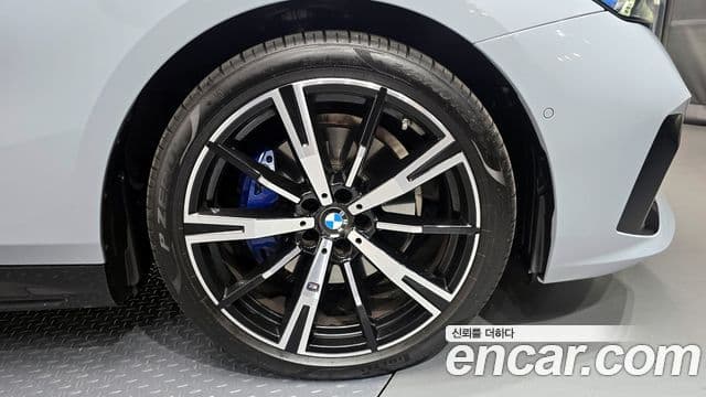 BMW 5시리즈 (G60) 530i xDrive M Sport, 2025 все фото