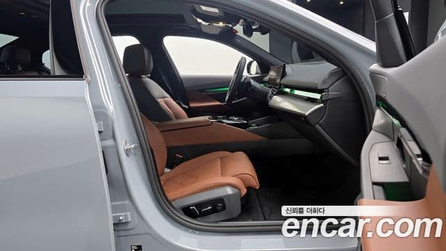 BMW 5시리즈 (G60) 530i xDrive M Sport, 2025 10